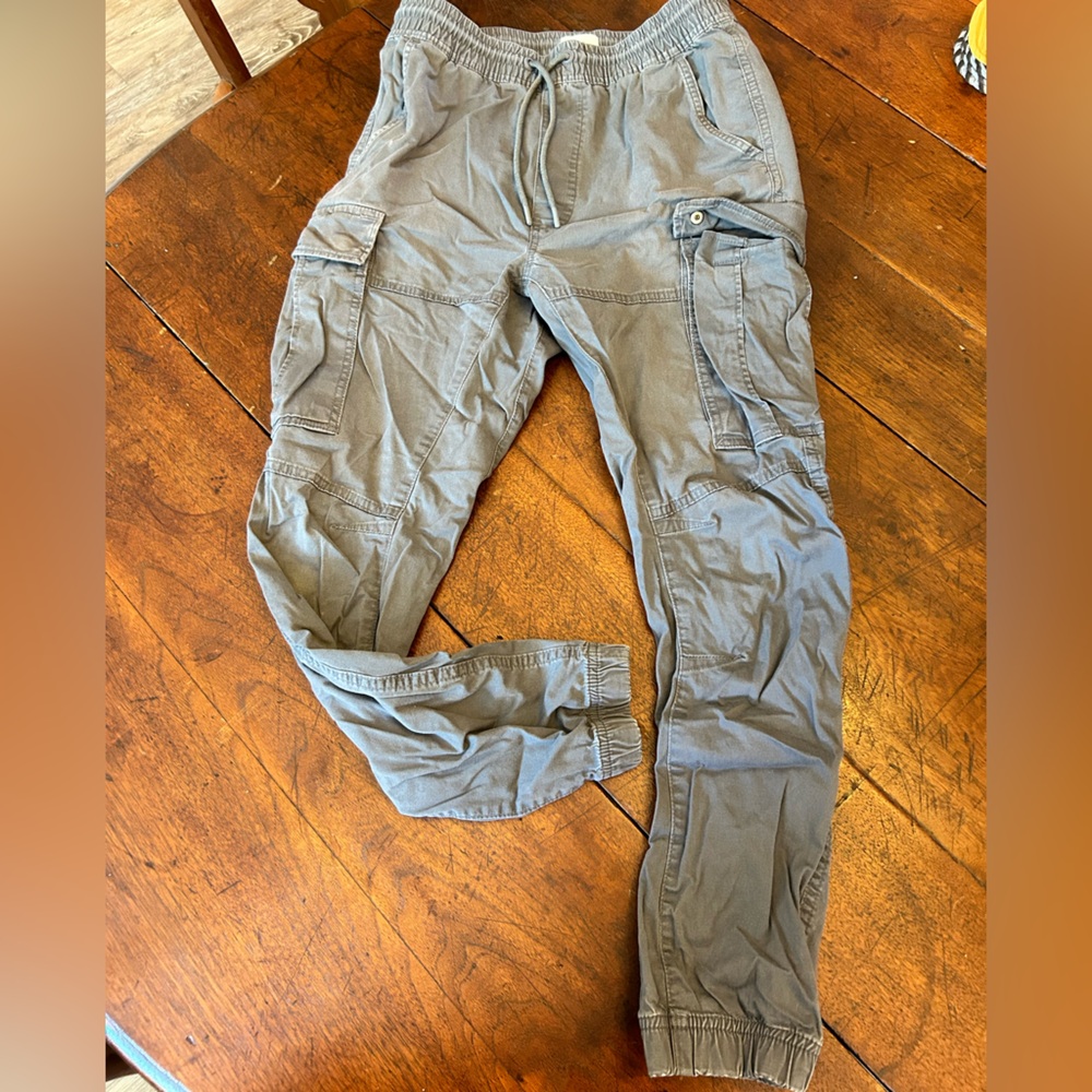 H&M men’s joggers